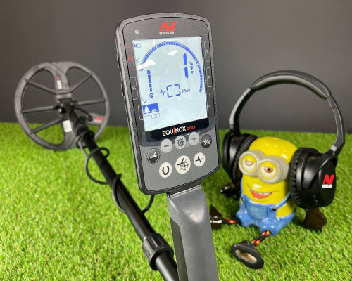 Металошукач Minelab Equinox 800