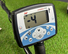 Металошукач Minelab X-Terra 705