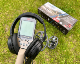Металошукач Minelab X-Terra Elite Expedition Pack Металошукач Minelab X-Terra Elite Expedition Pack